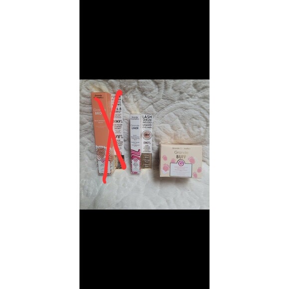 Grande Cosmetics GrandeBUFF Moisturizing Lip Scrub Strawberries Cream New Fresh - Picture 9 of 12